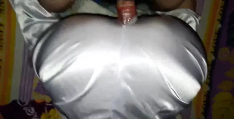 Cô gái việt mông to quan hệ cực phê